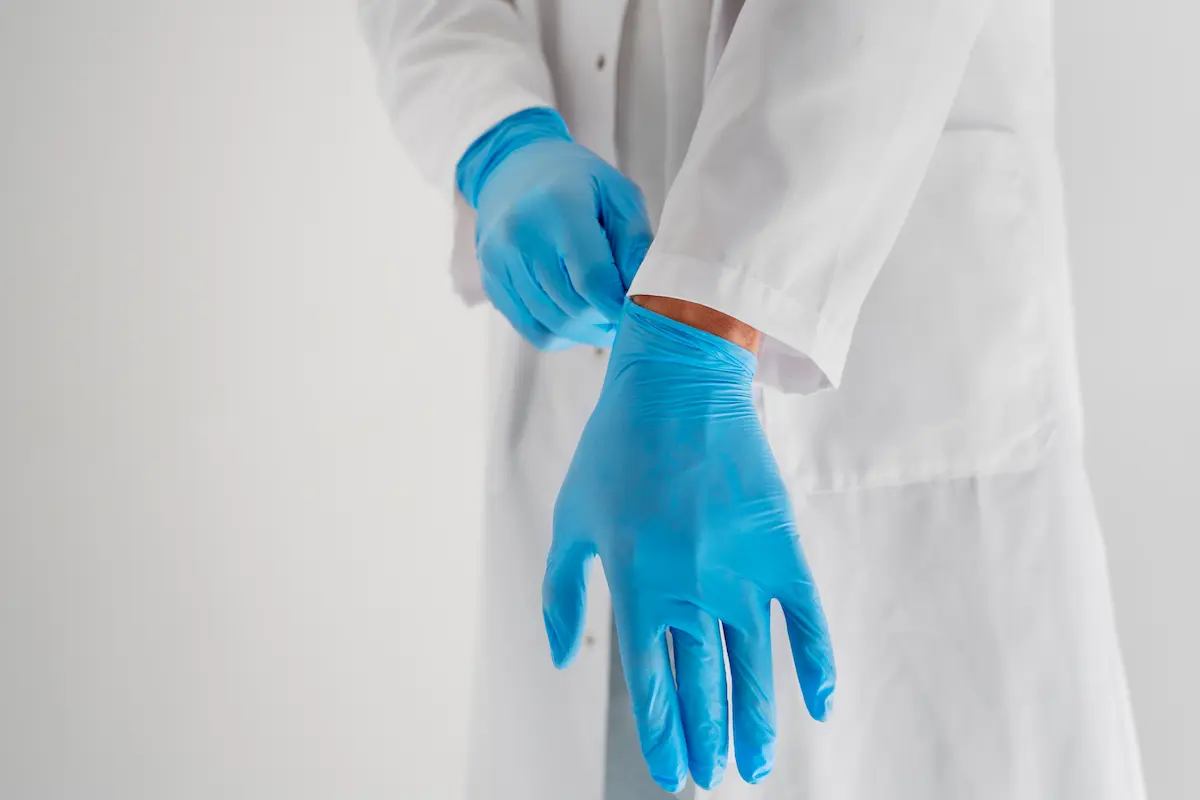 Guantes de nitrilo para laboratorio